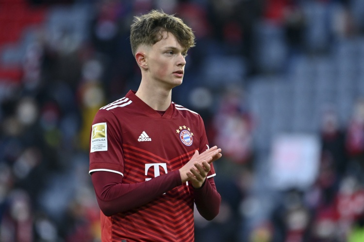 記者：萬納爾認為留在拜仁沒機會發(fā)展，他希望再次被外租