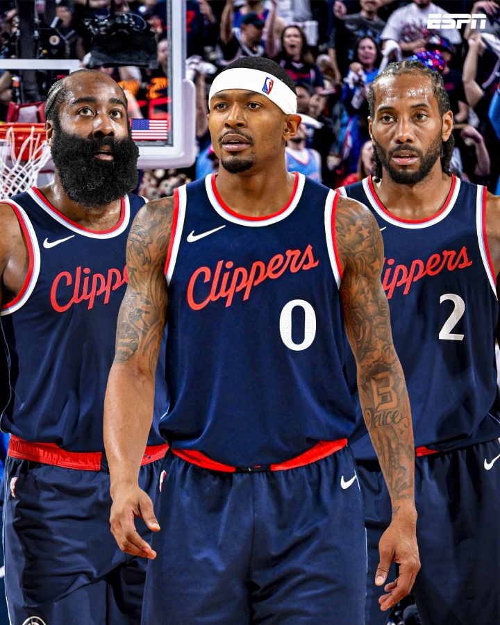 ??Shams：哈登在招募比爾的過程中發(fā)揮關(guān)鍵作用 后者預(yù)計將首發(fā)