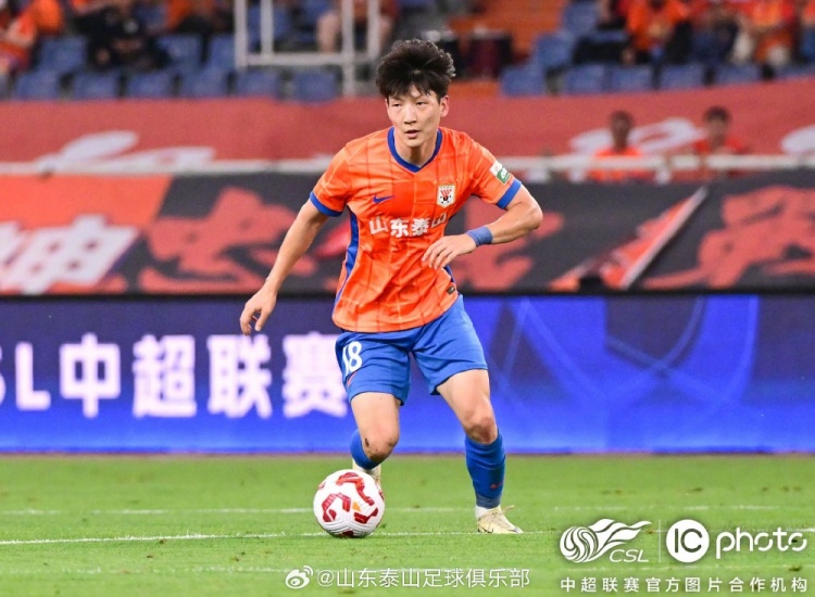 租借公告：經(jīng)協(xié)商一致，山東泰山球員盧永濤租借至河南俱樂部