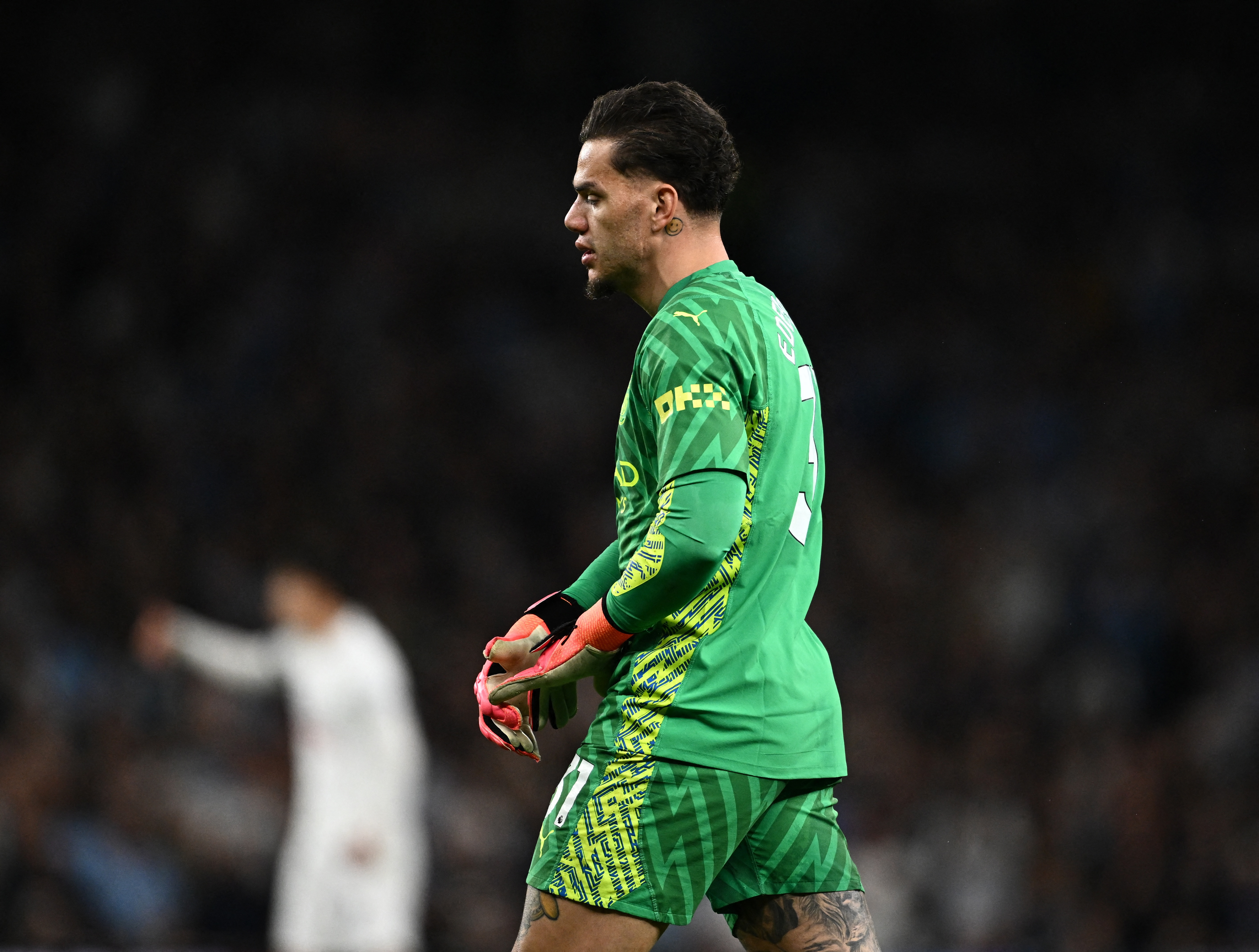 土耳其記者：加拉塔薩雷已正式報(bào)價(jià)曼城門(mén)將埃德森