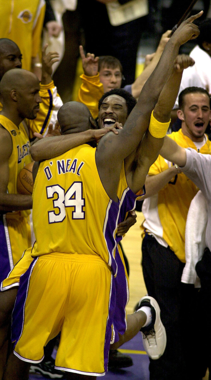 奧尼爾：科比確實(shí)是乘客 但有些比賽他的作用比我大 沒(méi)他就沒(méi)3冠