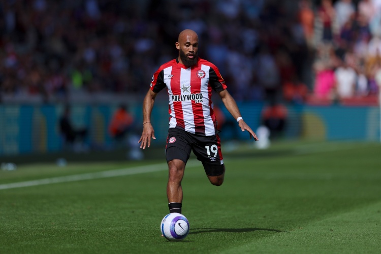 記者：姆貝莫轉(zhuǎn)會(huì)曼聯(lián)已完成，總價(jià)7100萬(wàn)鎊&簽約5+1年