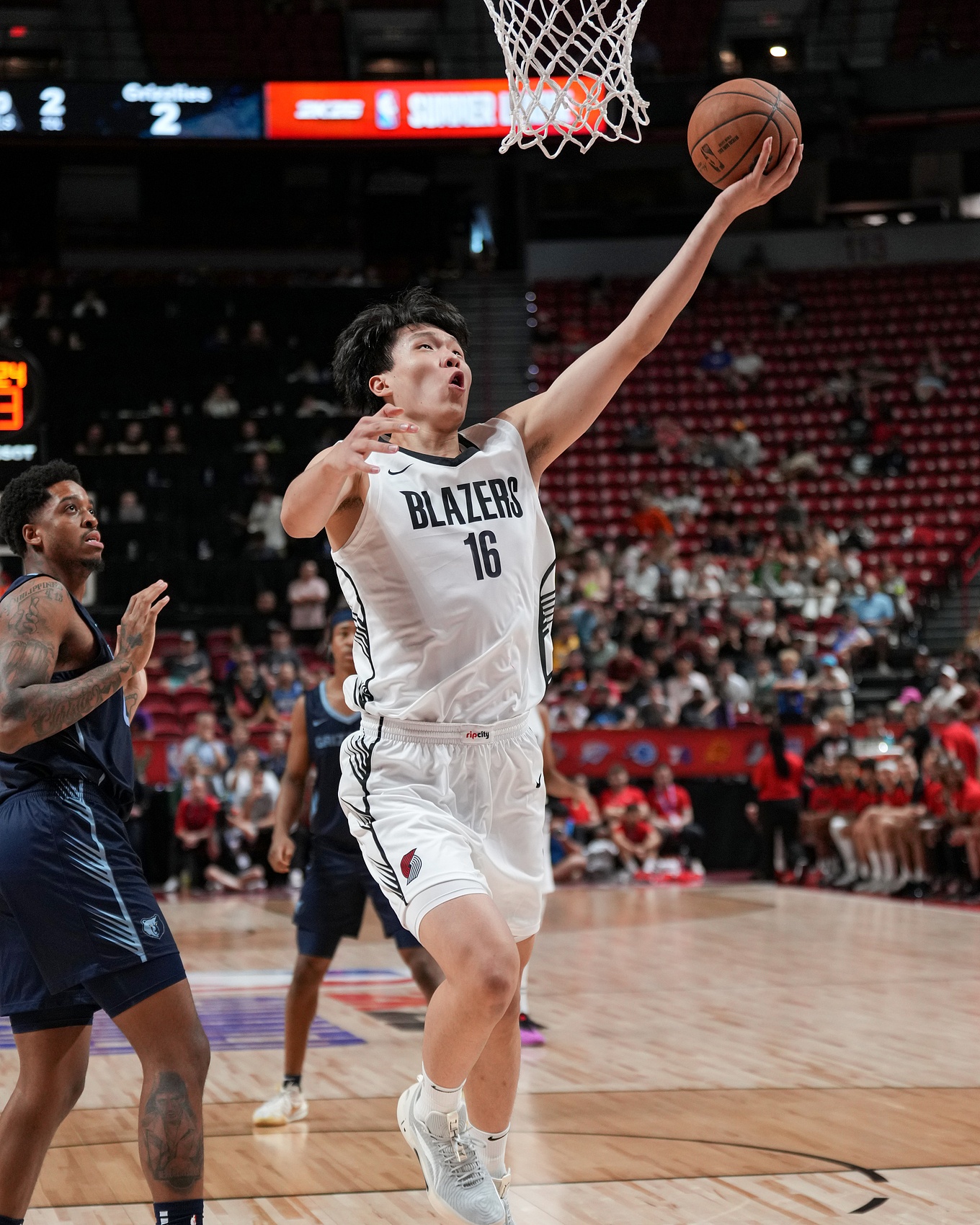 老馬?。簵铄m應(yīng)NBA后只會(huì)變得越來越好 打球不總是靠身體素質(zhì)