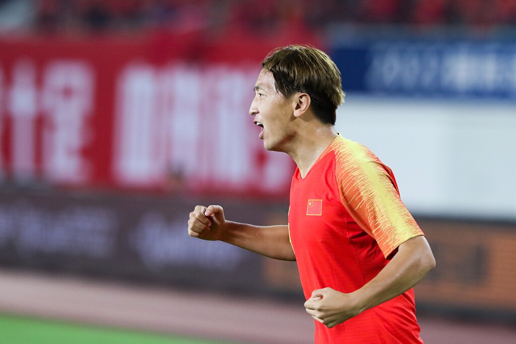 楊旭談中日足球少年習(xí)慣差距：我們的孩子沒養(yǎng)成保持專注的習(xí)慣