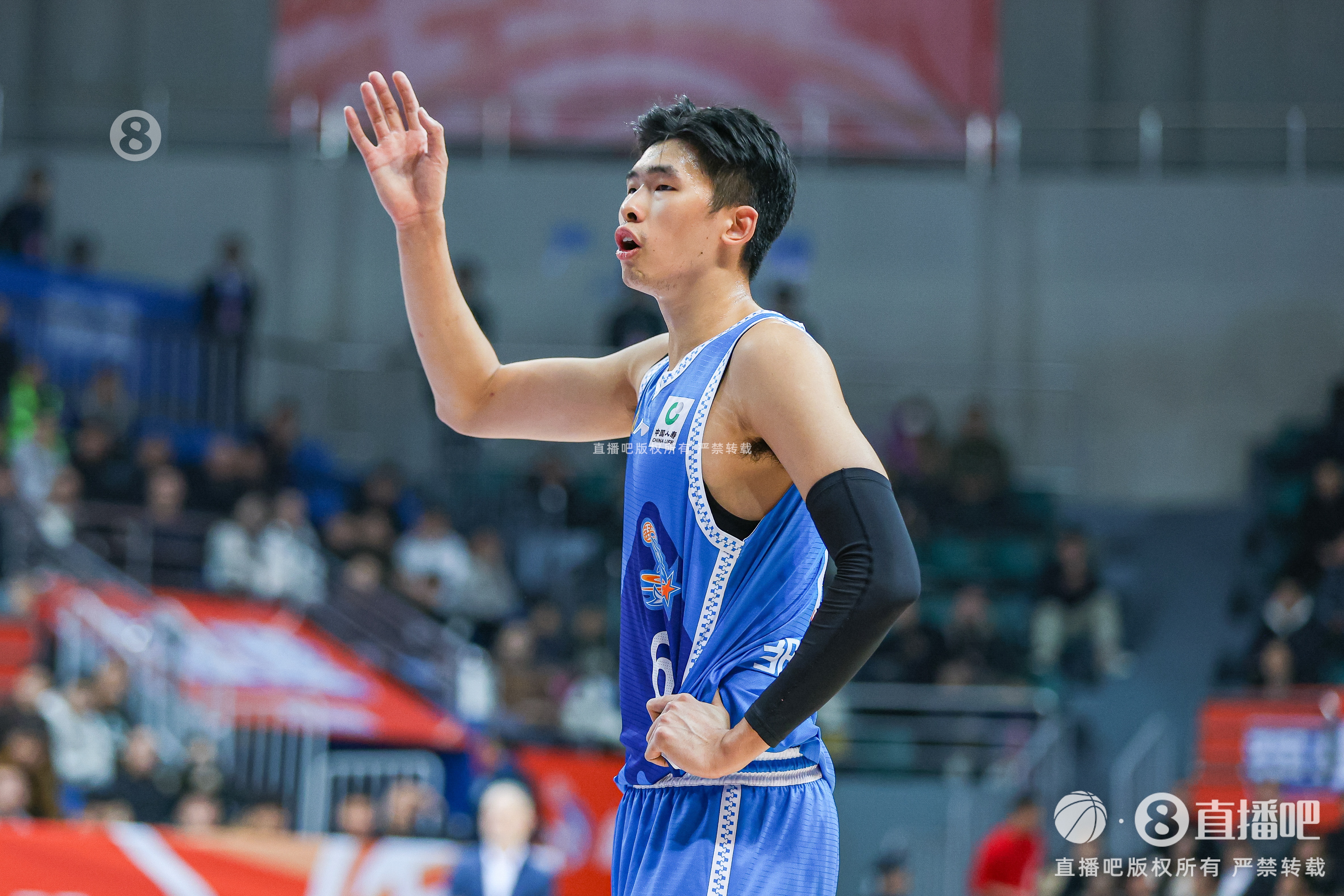 鄒陽在今年夏天合同到期 他引發(fā)了多支球隊的興趣