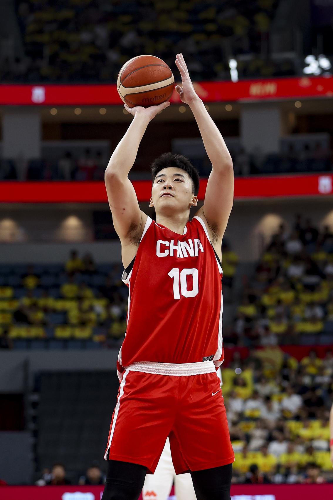 高詩巖徐杰在中國男籃的位置并不穩(wěn)定 王俊杰是熱身賽最大的發(fā)現(xiàn)