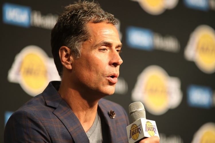 湖記：新老板在球隊(duì)運(yùn)營中參與度不高 一切維持著此前的狀態(tài)