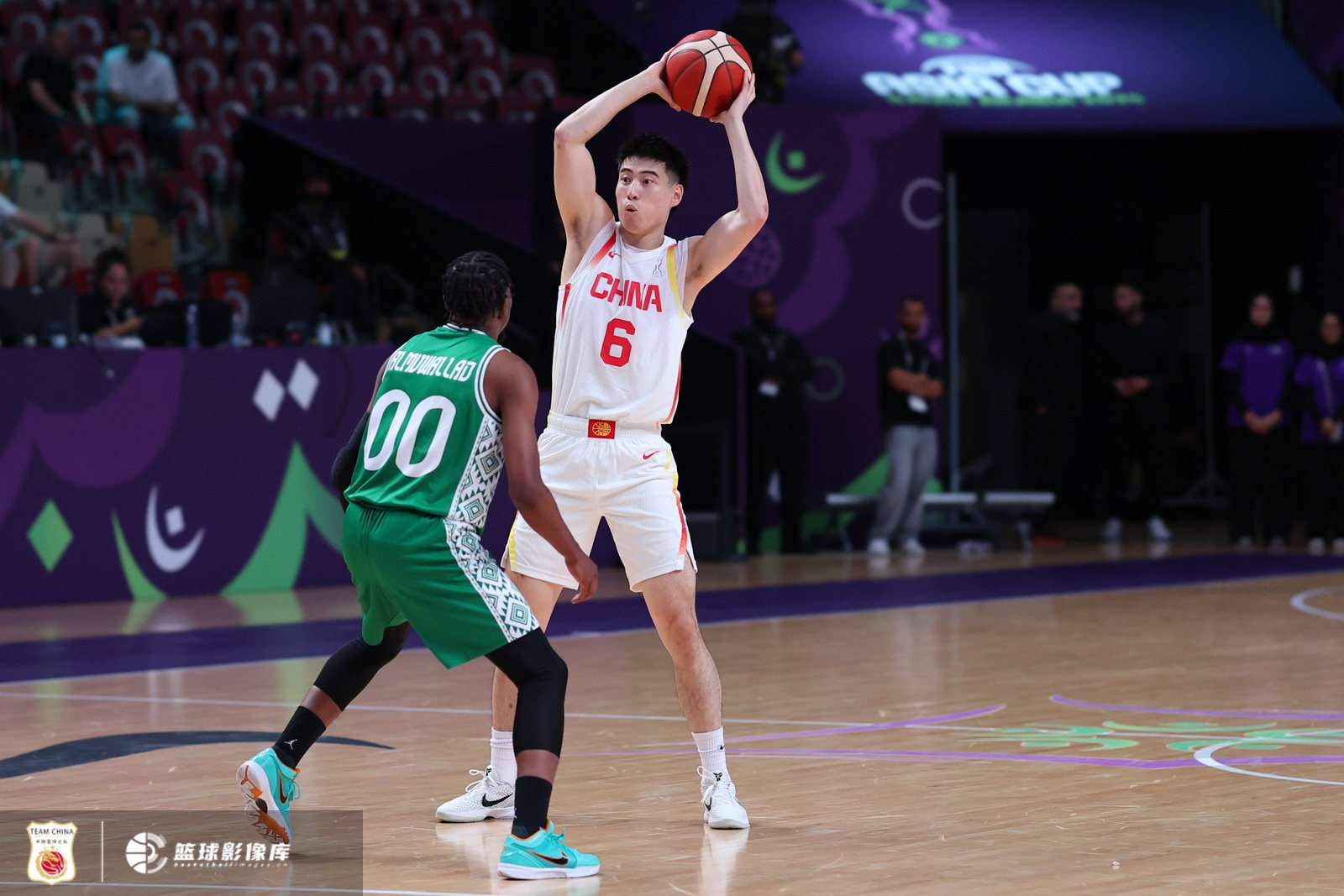 媒體人：首勝進(jìn)攻亮眼 防不住對手小外援成短板 末節(jié)節(jié)奏需調(diào)整