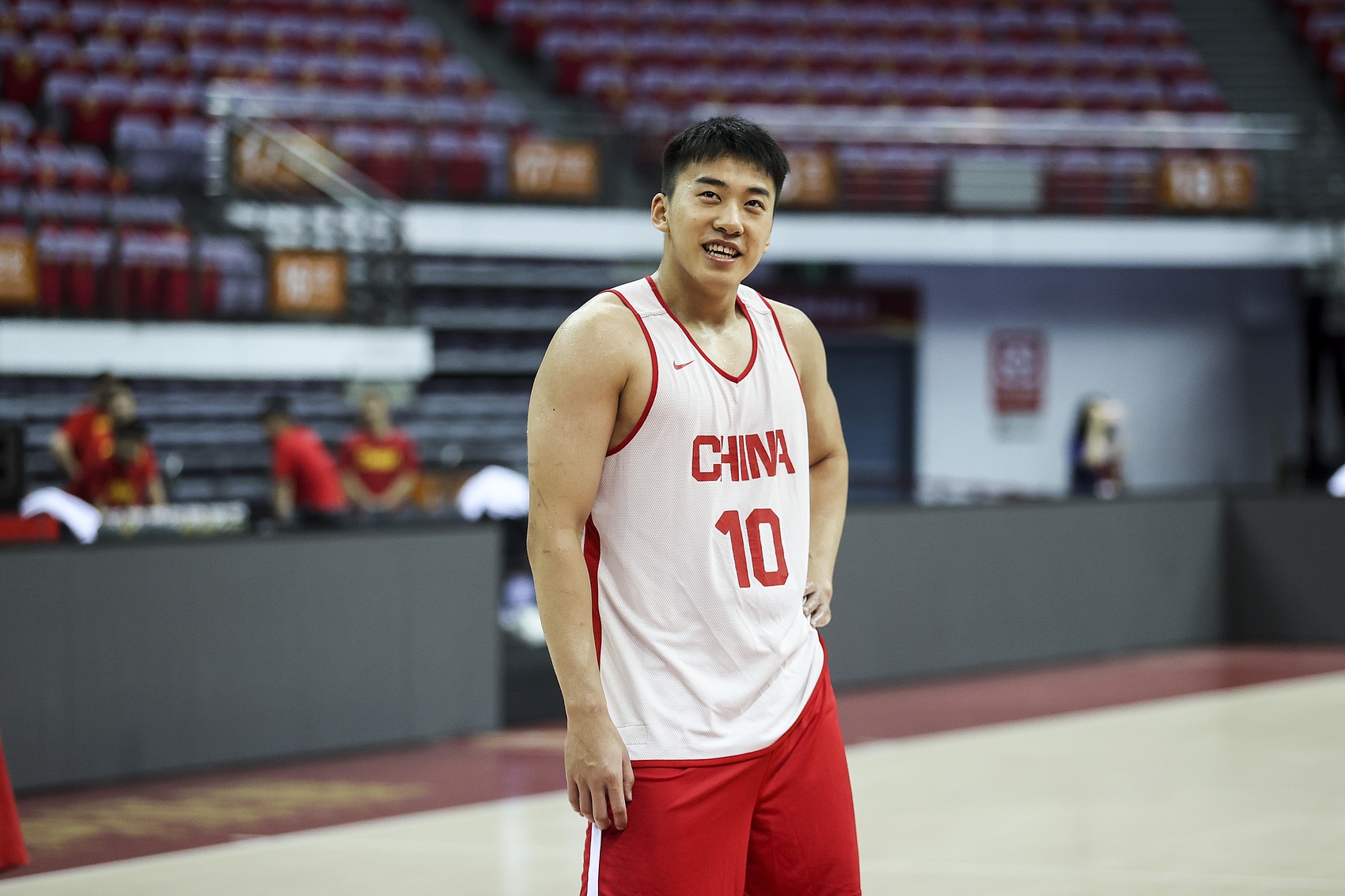 王俊杰是首個沒打CBA進(jìn)入國家隊球員？張兆旭：我第1個 艾倫第2個