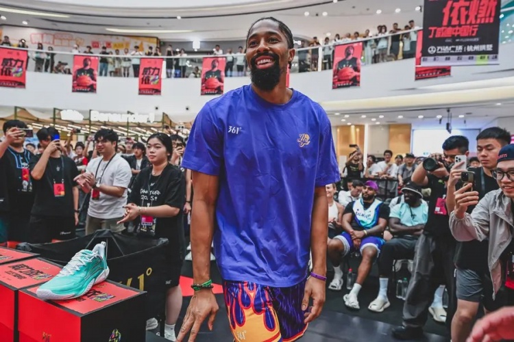 丁威迪中國行——最后一天啦！ 上海終于要等來DVD4了！