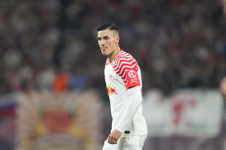 記者：塞斯科在曼聯(lián)周薪16萬鎊，若獲得歐冠資格將漲薪25%