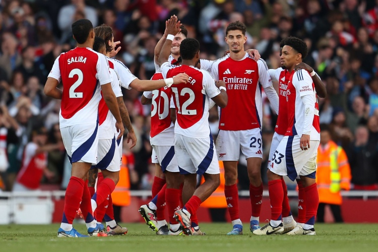 英國(guó)足球史無(wú)人能及！官方：阿森納連續(xù)100年參加英格蘭頂級(jí)聯(lián)賽