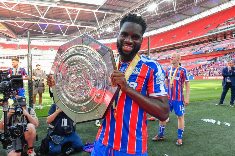 記者：水晶宮前鋒愛德華同意加盟尼斯，俱樂部正深入談判