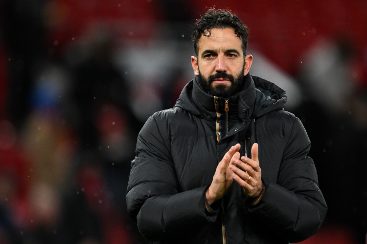 霍伊倫奧納納缺陣，阿莫林：其他球員季前賽表現(xiàn)出色，我需要平衡