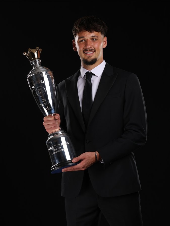 45場(chǎng)僅丟16球！特拉福德當(dāng)選PFA英冠年度球員票選最佳球員