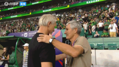 沒有補(bǔ)時(shí)！國安7-0玉昆，裁判90分鐘結(jié)束直接吹響全場結(jié)束哨音