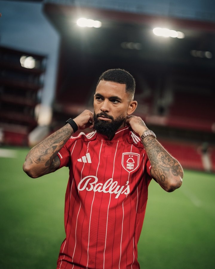 森林總監(jiān)：道格拉斯-路易斯加盟提升球隊的質(zhì)量，他對英超很了解