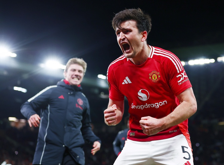 馬奎爾贊庫尼亞、姆伯莫：很有速度和強度，是真正的現(xiàn)代邊鋒