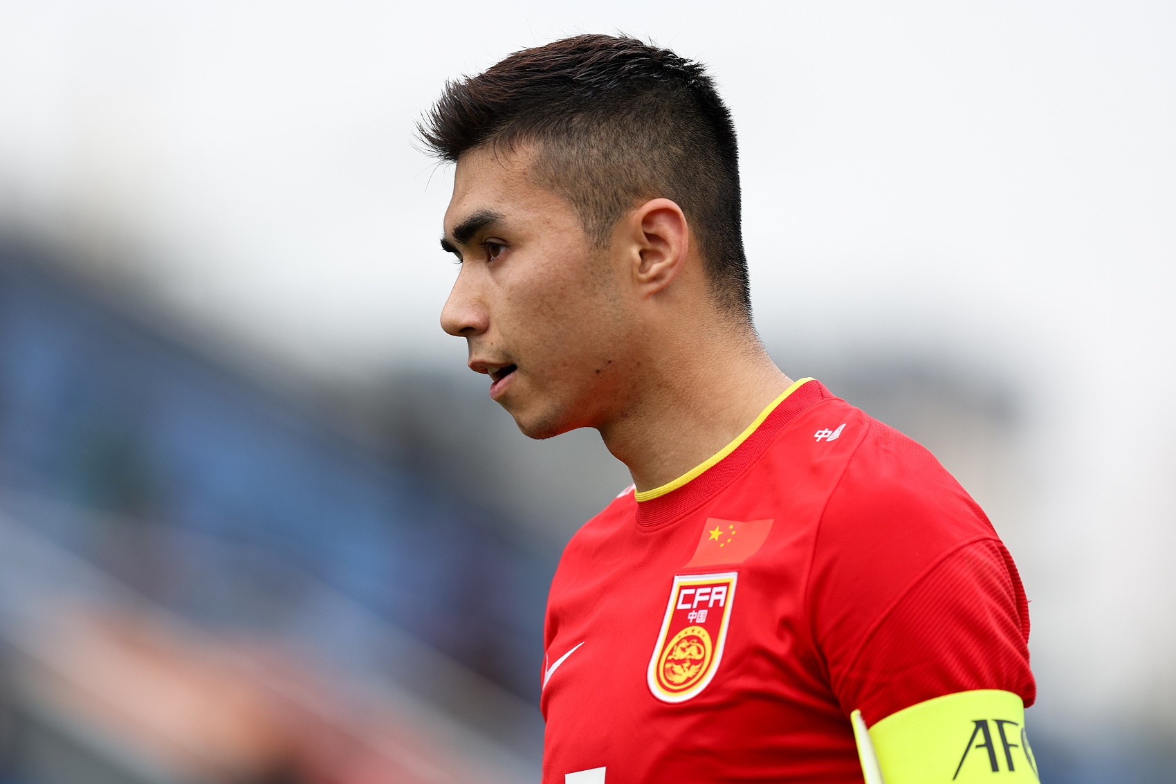 21歲艾菲爾丁落選U22國足名單，本賽季中超僅出戰(zhàn)4次