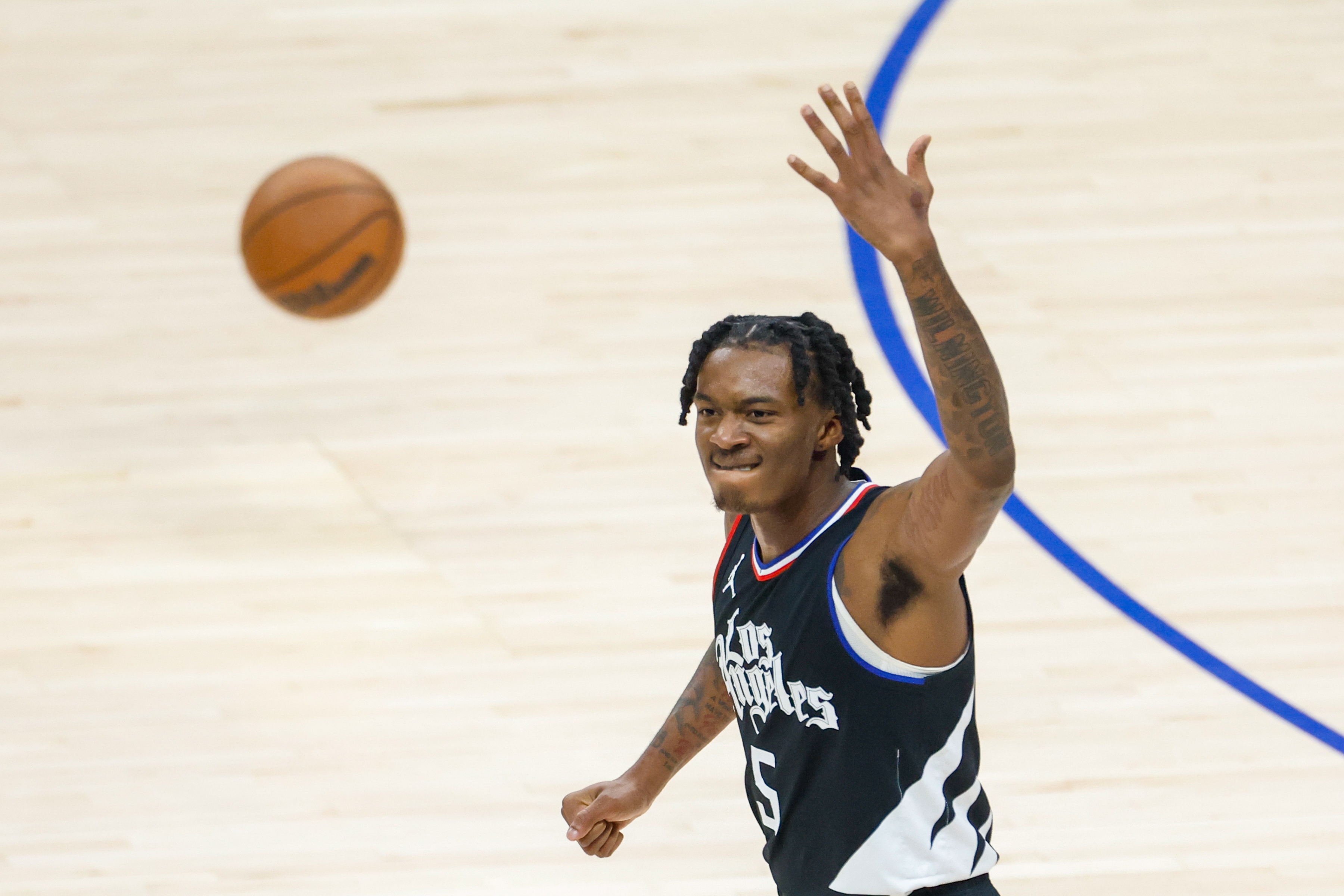 名記：有消息稱森林狼正在嘗試續(xù)約海蘭德