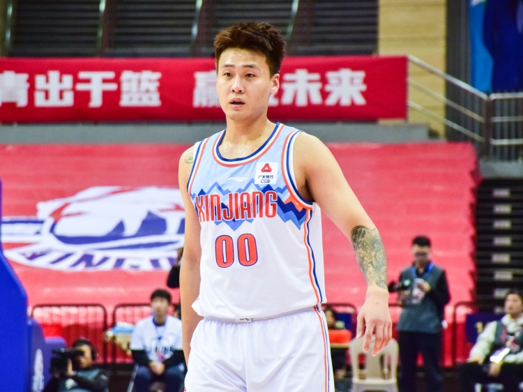 疆媒：亞洲杯結束后 趙睿向新疆明確表達了轉會意向