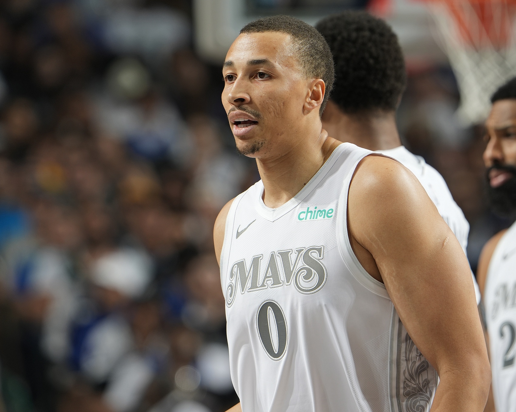 送走普羅斯珀騰出空間！名記：獨(dú)行俠已正式與后衛(wèi)?？怂_姆續(xù)約