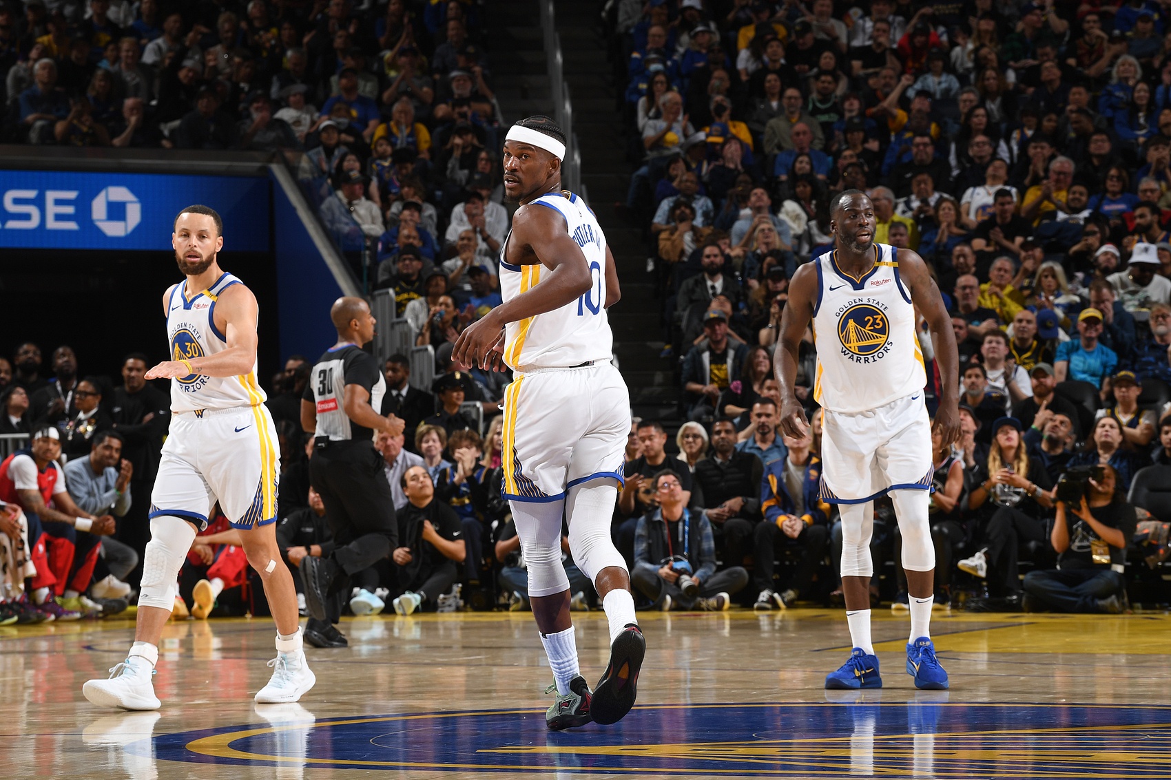 勇媒：距離首場季前賽還有35天 但仍然只有10名正式簽約球員