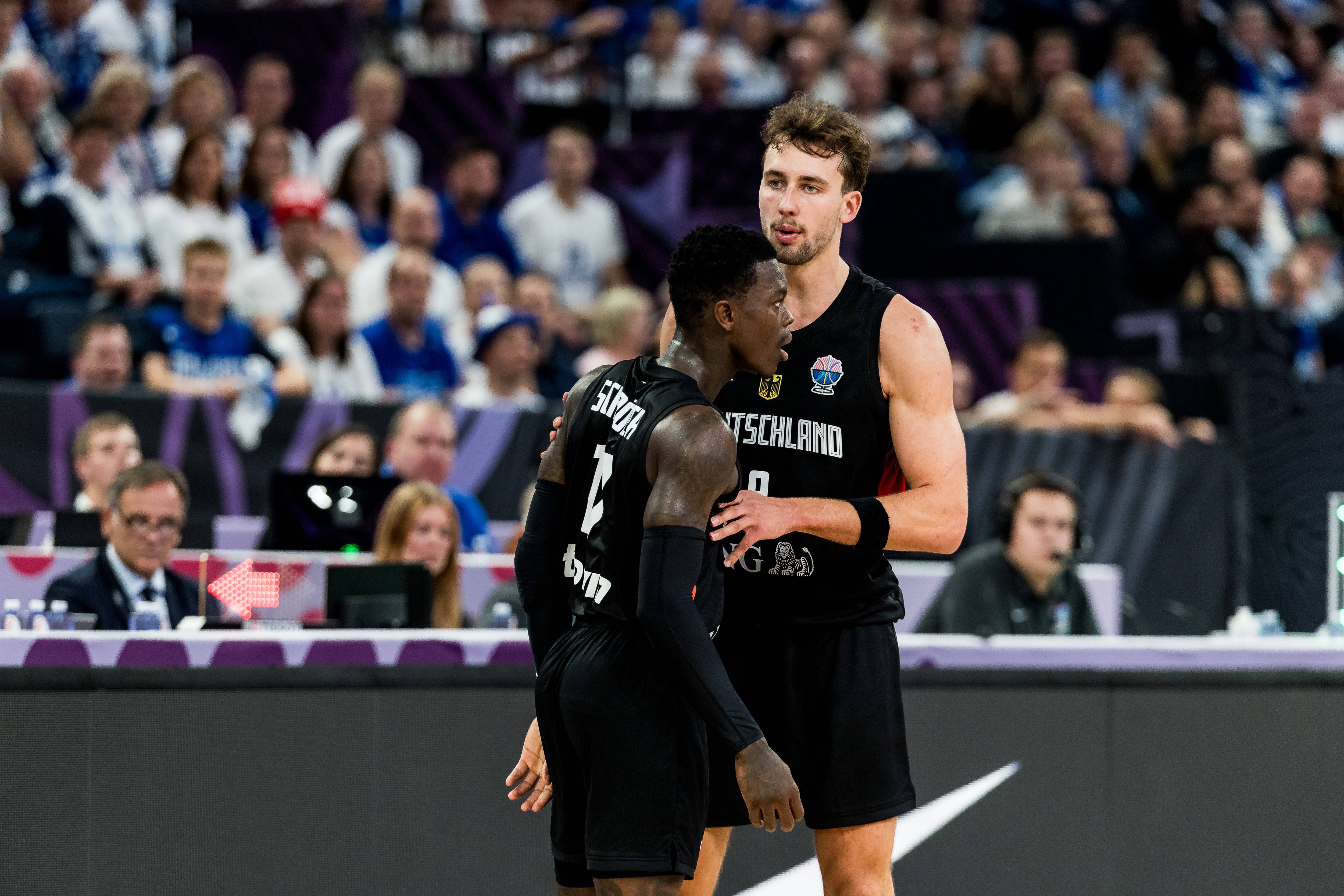 席爾瓦：施羅德和小瓦很無私&展現(xiàn)極強領導力 他們讓隊友輕松融入