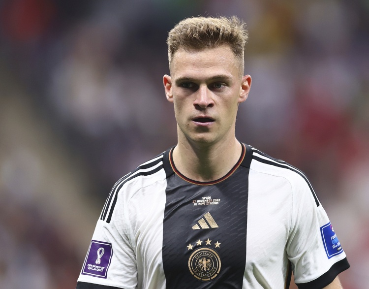 基米希：德國隊大量輪換導致缺少節(jié)奏，目前問題在于踢弱隊有麻煩