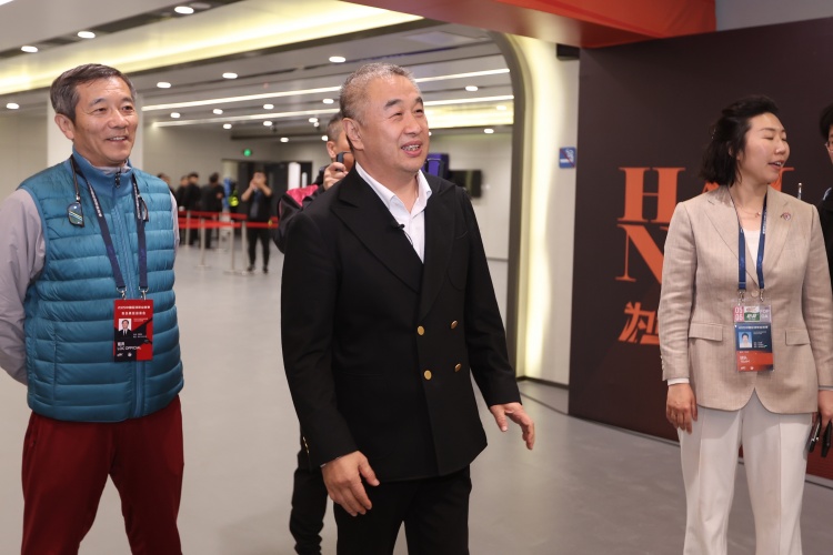 足球報(bào)：青島海牛今年僅獲政府2000萬支持，其余開支幾乎全靠招商