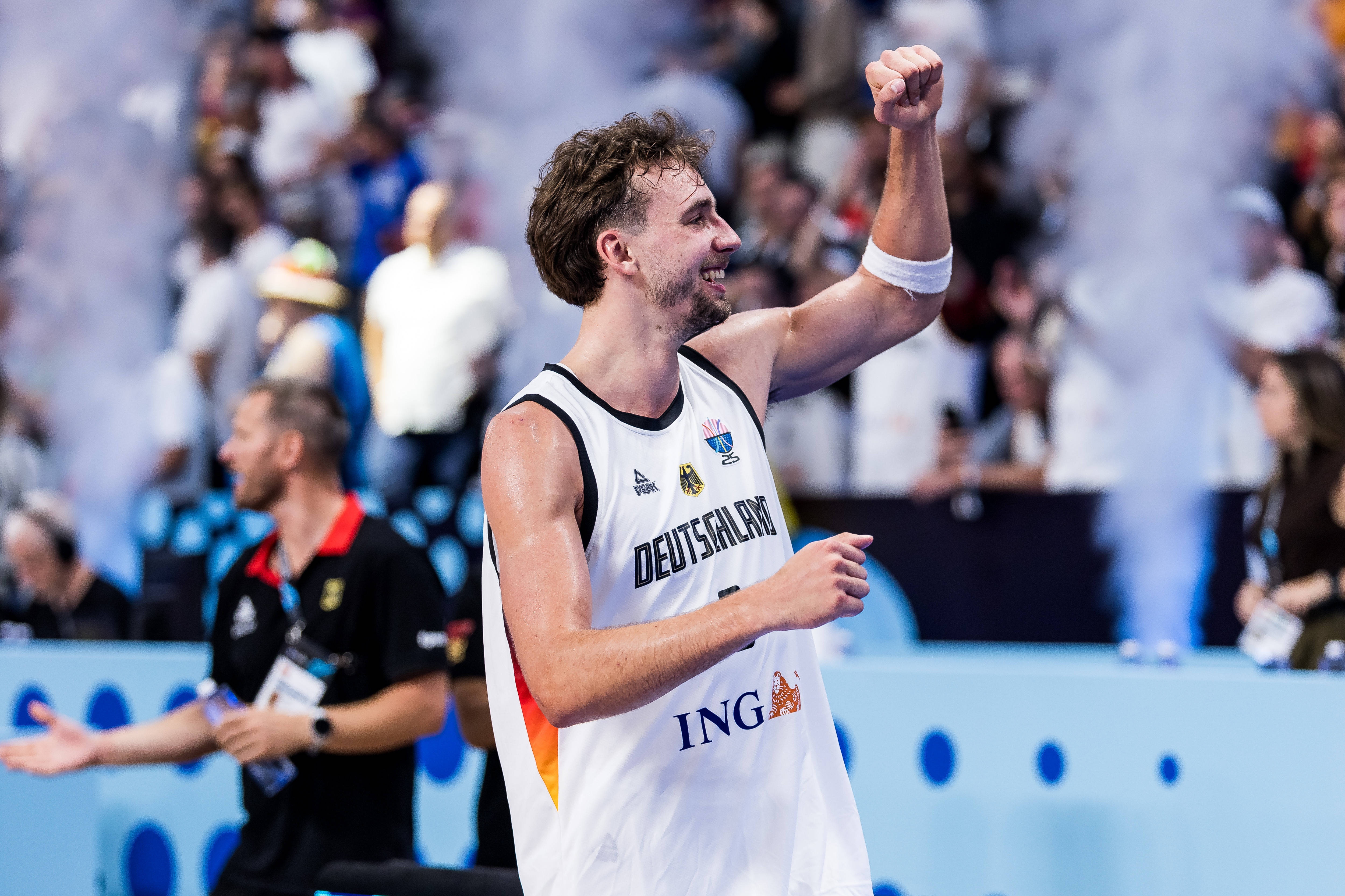 隊(duì)內(nèi)得分王！小瓦格納本屆歐錦賽打滿9場(chǎng) 場(chǎng)均20.8分5.9板3.4助