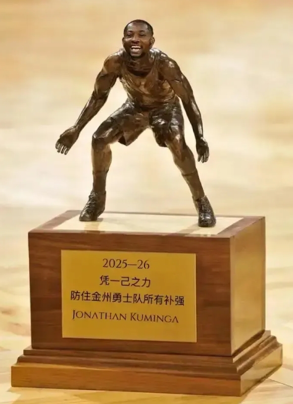 一人防一隊！防的還是母隊！2025-26賽季DPOY——庫明加！