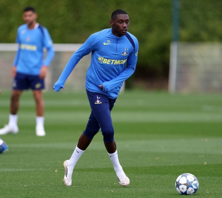 標(biāo)晚預(yù)測熱刺首發(fā)：羅梅羅領(lǐng)銜，范德文、波羅在列，穆阿尼或亮相