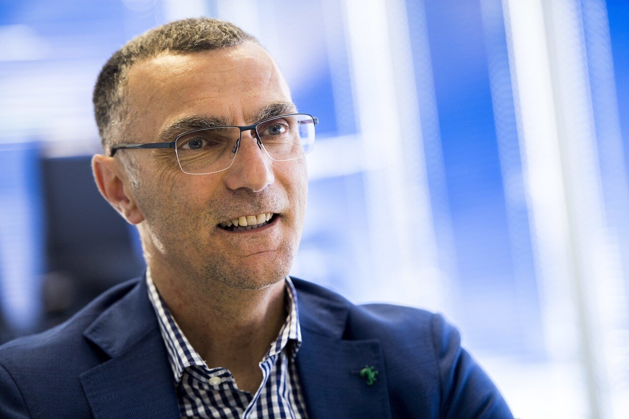 貝爾戈米：米蘭的防線很穩(wěn)固 莫德里奇非常出色他掌控了比賽