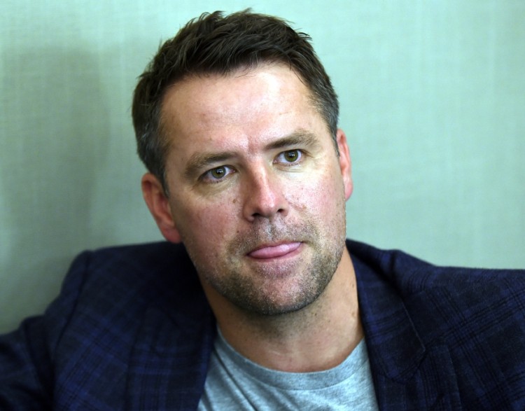 歐文：曼聯(lián)重返巔峰是漫長過程，表現(xiàn)不佳的責(zé)任不能只歸咎于教練