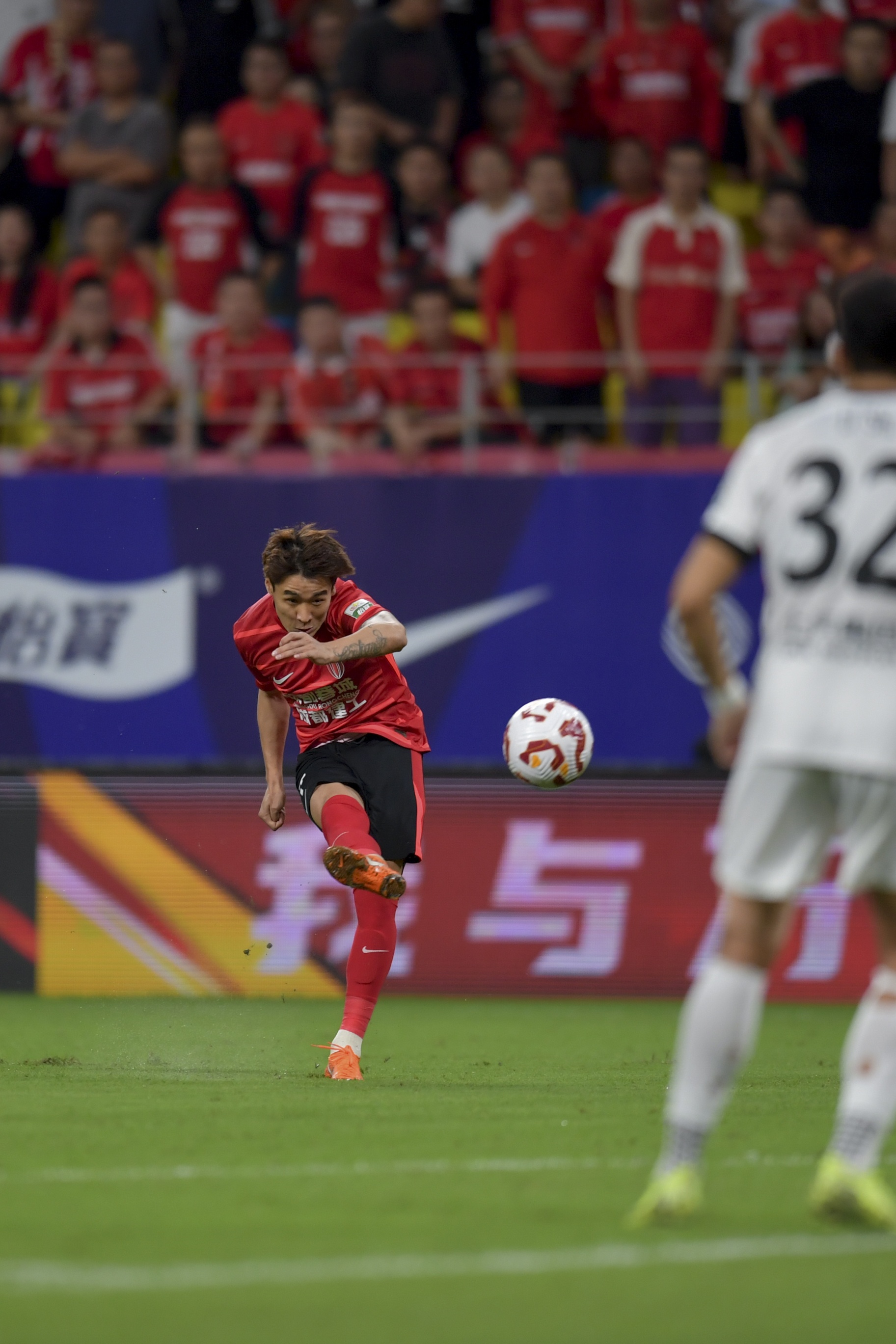 上輪聯(lián)賽傷退！蓉城微調(diào)替補(bǔ)名單，徐虹代替韋世豪進(jìn)入替補(bǔ)名單