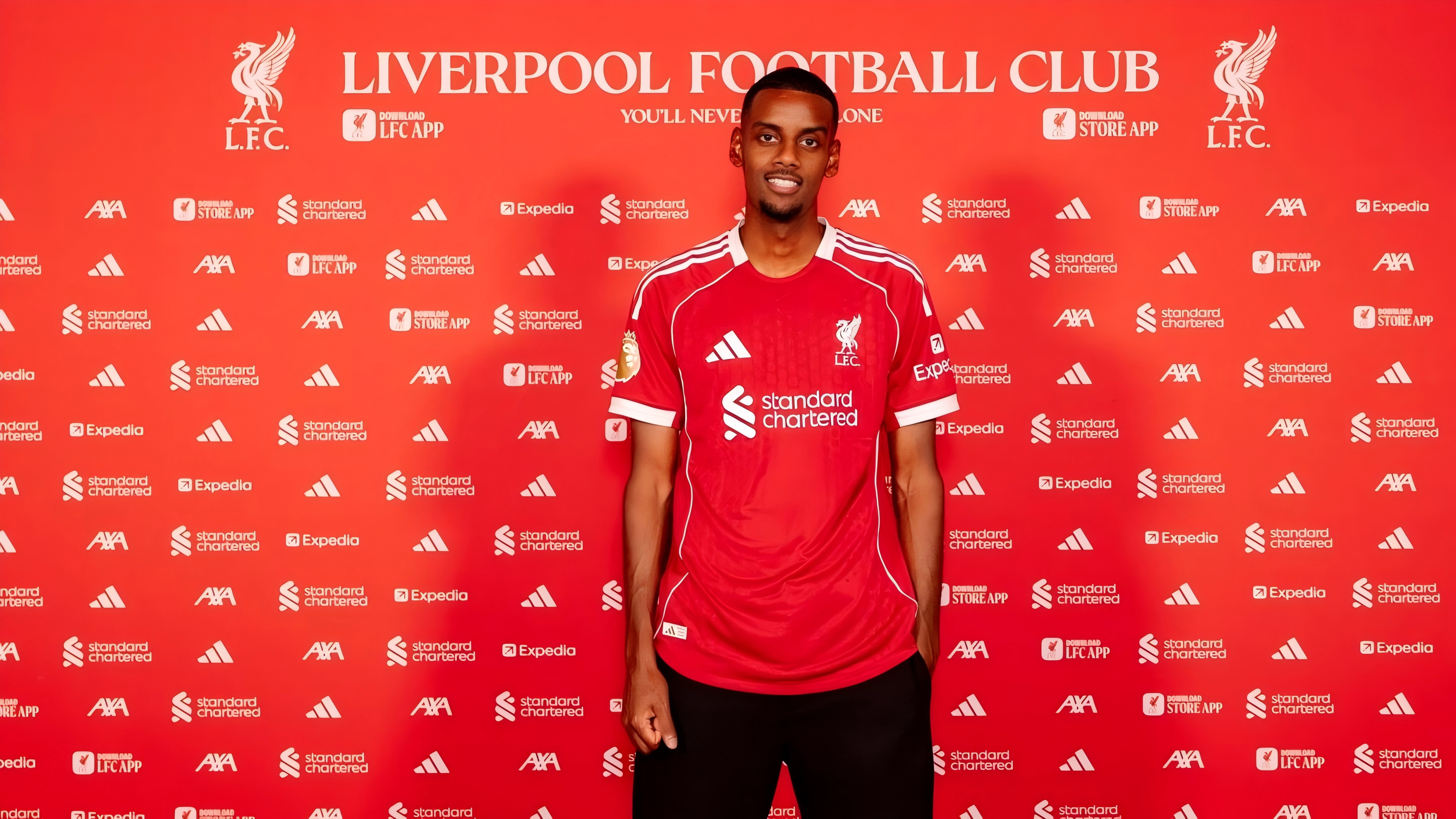 穆倫斯汀：伊薩克會(huì)取代?；倏说奈恢?，利物浦也可以打雙前鋒