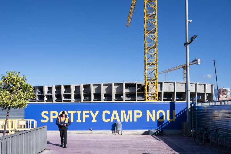 巴薩官方：歐冠小組賽第2輪，對陣巴黎將移師在奧林匹克球場進行