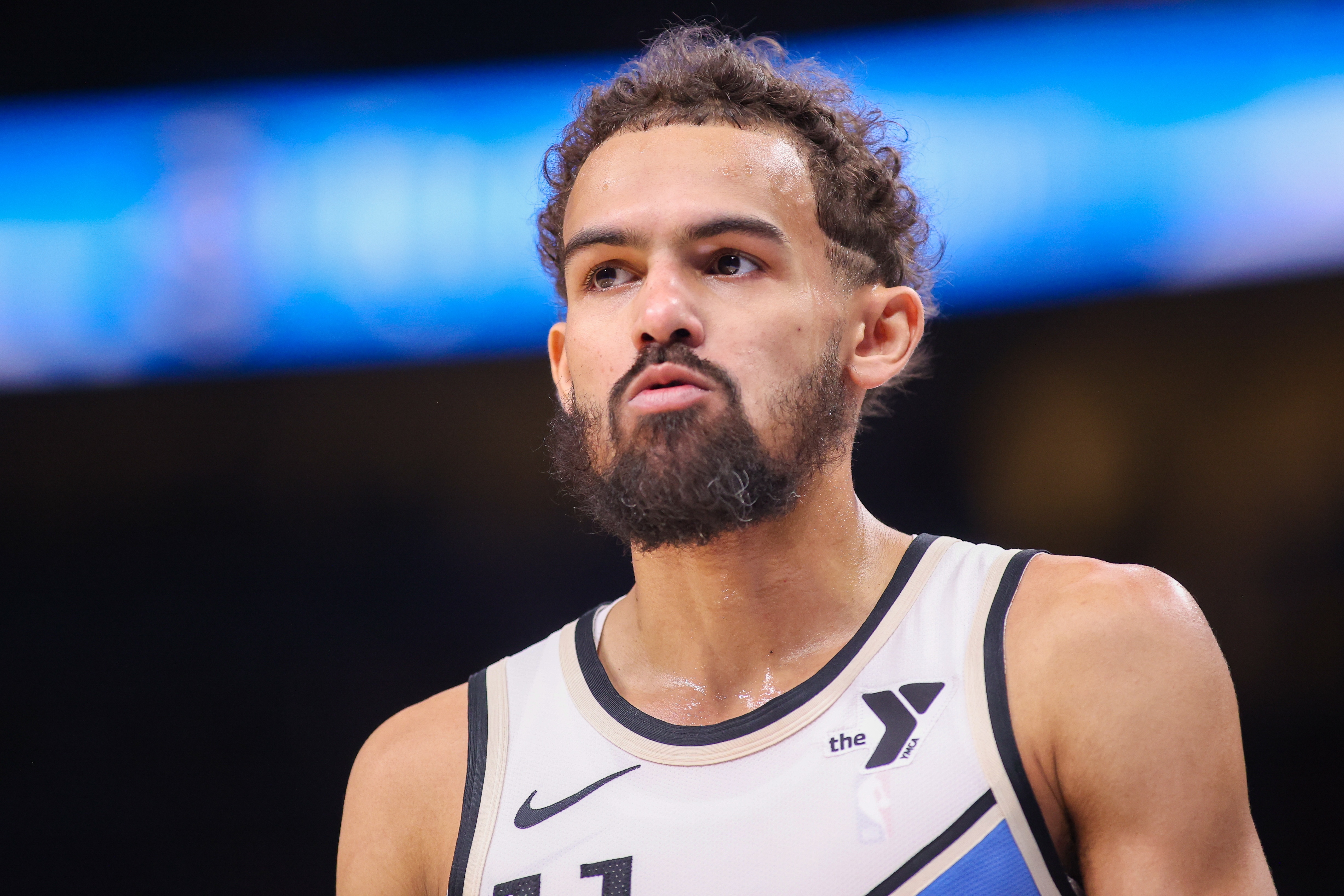 真摯的祝福！祝老鷹球星特雷-楊27歲生日快樂(lè)！??