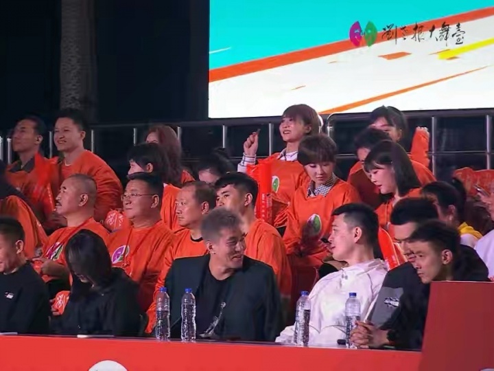 楊鳴&郭艾倫&趙繼偉&付豪一同出席劉老根大舞臺(tái)活動(dòng)