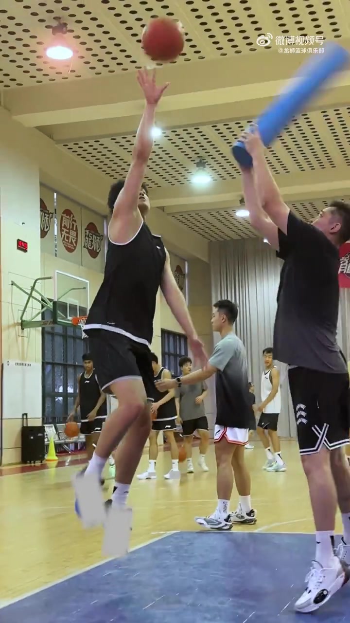 備戰(zhàn)NBA季前賽訓(xùn)練，相信過程！??