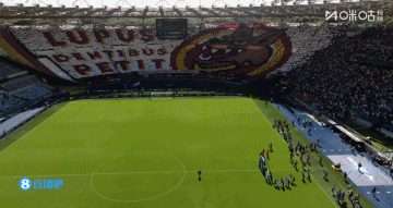 這就是羅馬德比！拉齊奧、羅馬雙方賽前均展出巨型TIFO