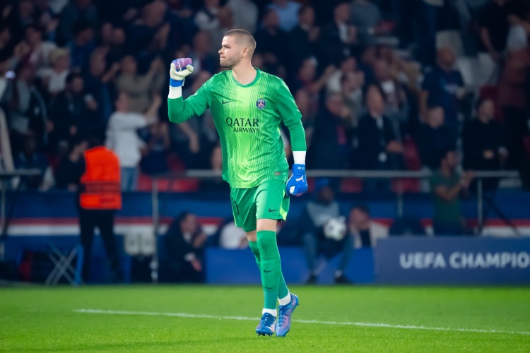 替代多納魯馬！巴黎新門舍瓦利耶：很享受在這里踢球，隊(duì)友非常強(qiáng)