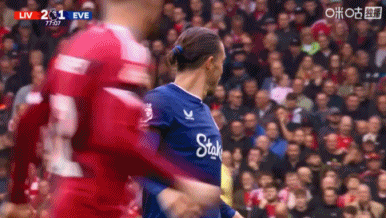 前裁判：霍爾因快發(fā)任意球吃黃牌完全是無稽之談，非常糟糕的執(zhí)法