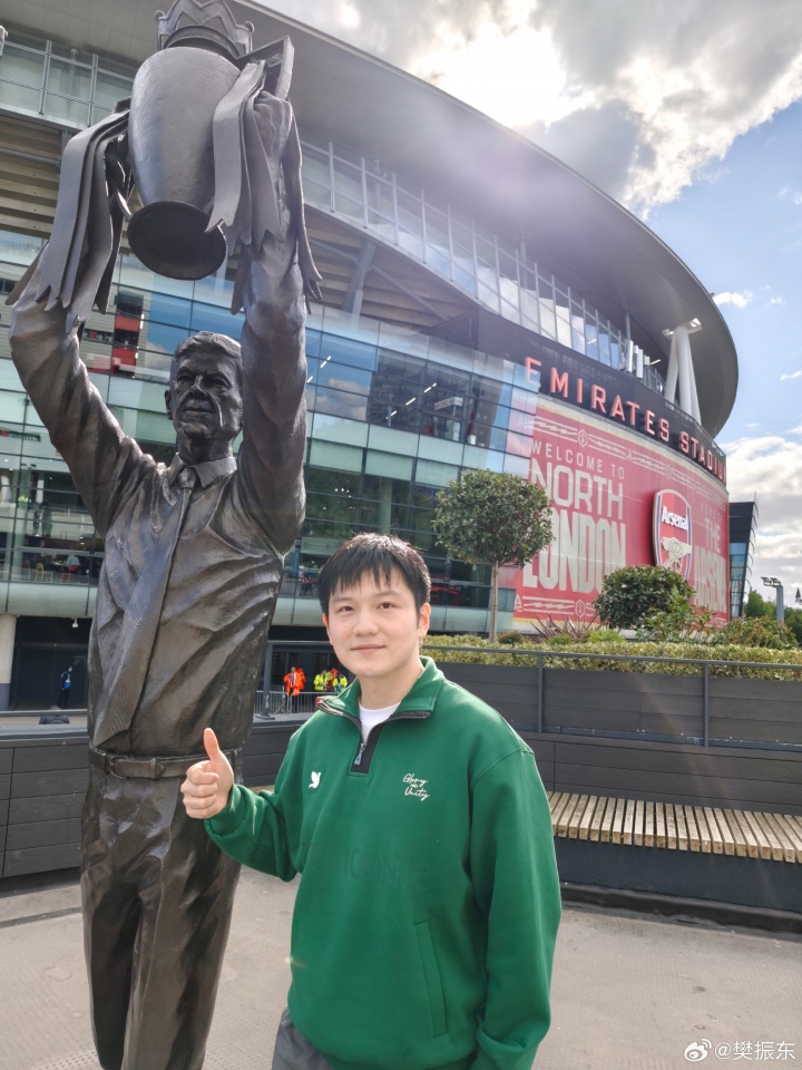 觀戰(zhàn)槍城大戰(zhàn)！樊振東：第一次置身其中，如此英超，怎能不愛