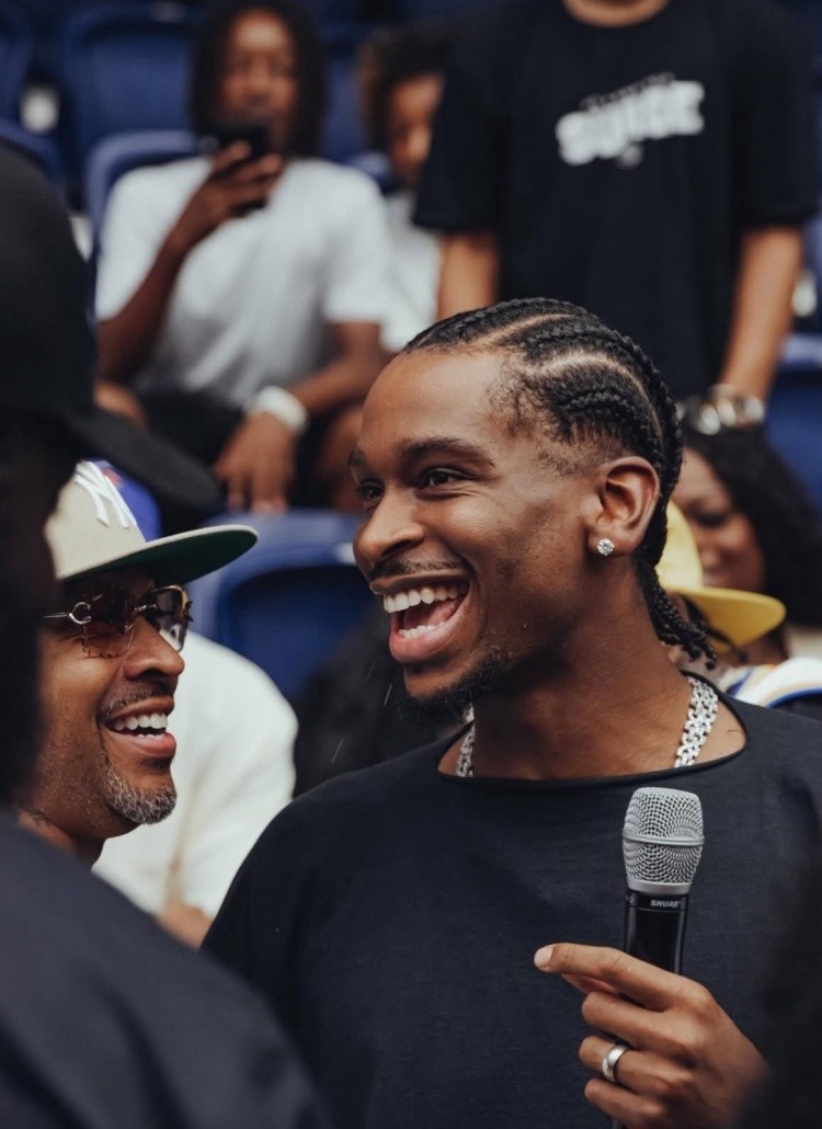 艾弗森曾說(shuō)SGA是最棒的球員！后者回復(fù)：偶像能這么說(shuō) 我都要瘋了