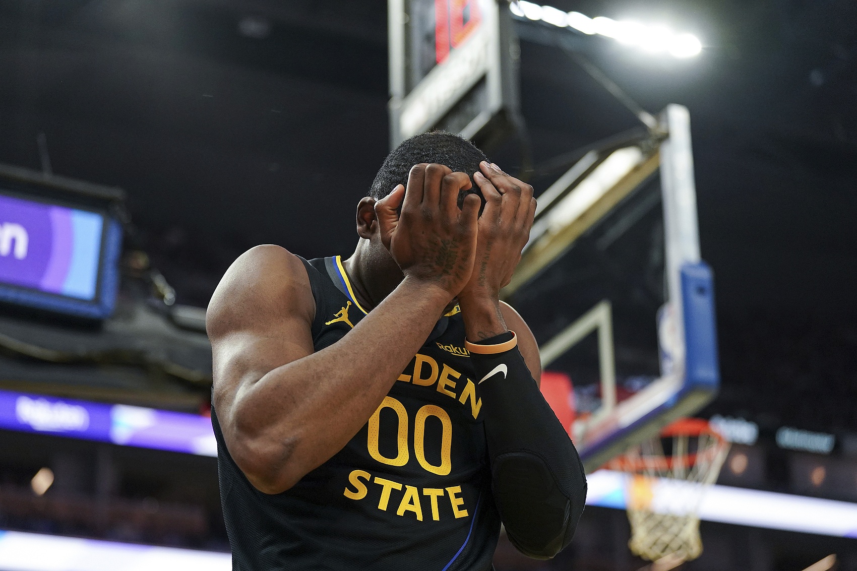 前NBA球員談庫(kù)明加：我希望球員們賺到錢(qián) 但也得認(rèn)清自己的角色