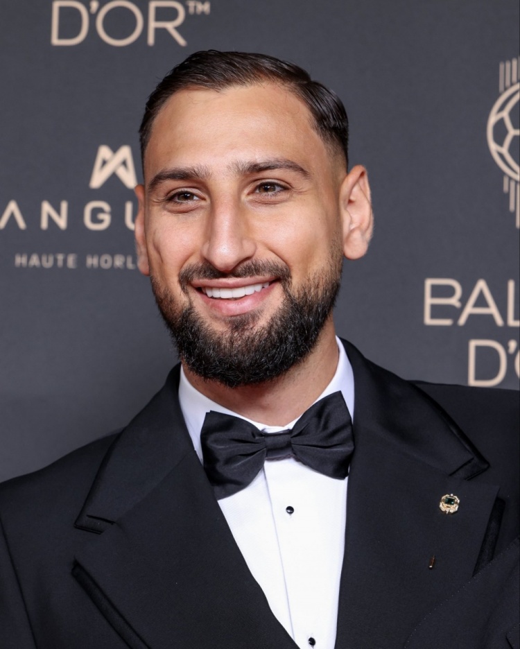 意大利國家隊官方：多納魯馬榮獲雅辛獎+金球獎排名第九，恭喜！