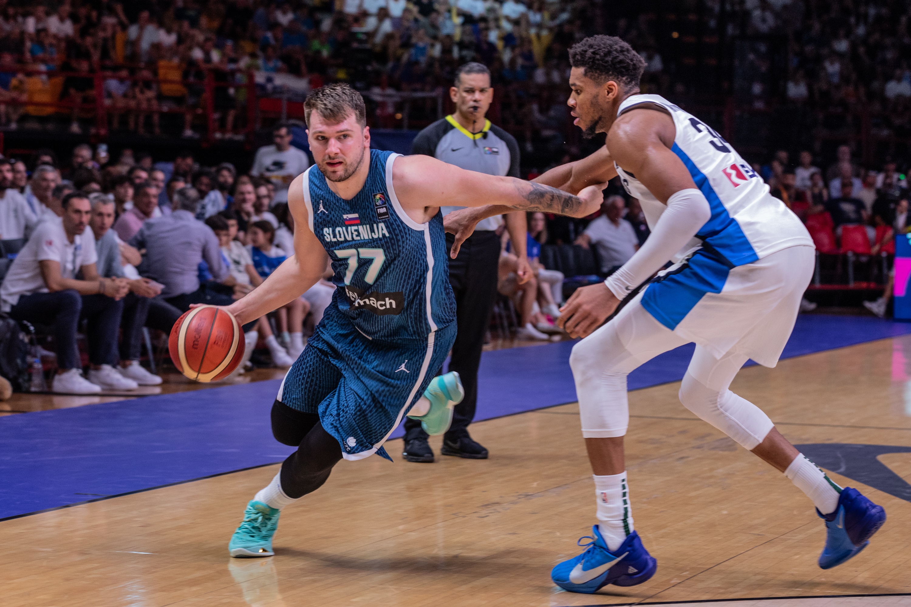 字母：得知東契奇交易時(shí)我驚掉下巴 若他能被交易那還有誰(shuí)不能