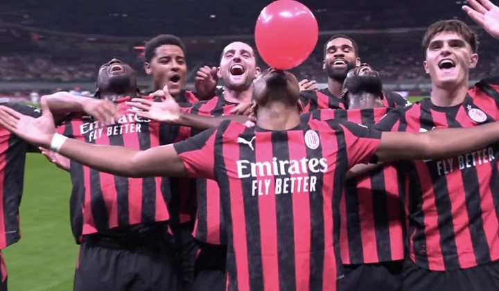 名場面首次來到圣西羅！意媒：恩昆庫吹氣球慶祝動(dòng)作是獻(xiàn)給兒子的